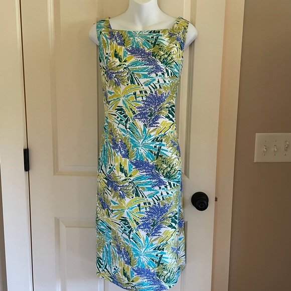 SILK Impressionist Floral / Tropical Print Sheath | 8 | Talbots | EUC - Picture 2 of 9